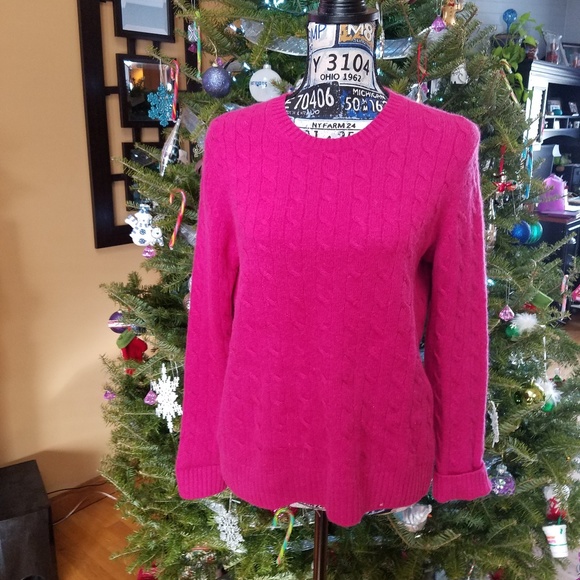 Brooks Brothers Sweaters - BROOKS BROTHERS PURE CASHMERE PINK SWEATER!